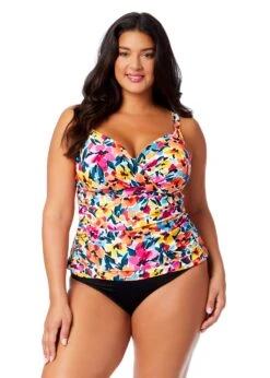 Women's Plus Gradient Floral Twist Front Underwire Tankini Swim Top(Womens Plus Gradient Floral Twist Front Underwire Tankini Swim Top)