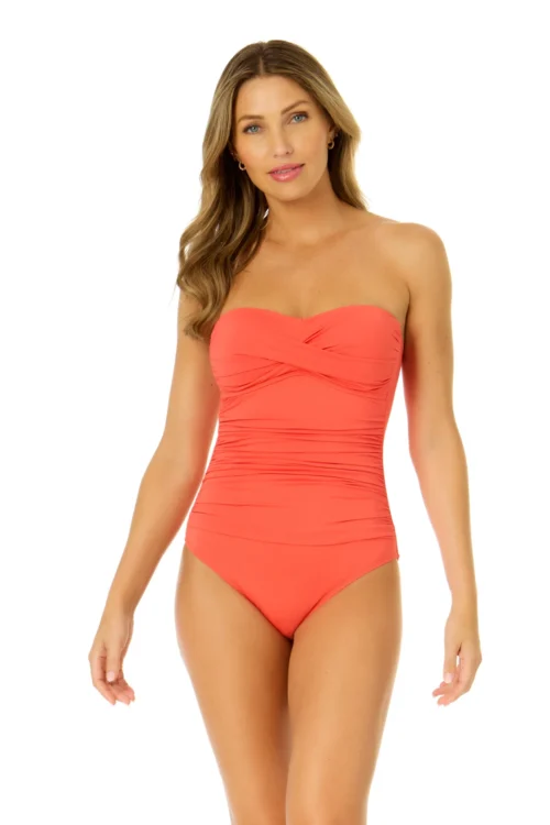 Women's Live In Color Twist Front Shirred One Piece Swimsuit(Womens Live In Color Twist Front Shirred One Piece Swimsuit)